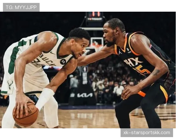 杜兰特连续两场关键时刻投篮命中率高于50%，超越字母哥发挥稳定